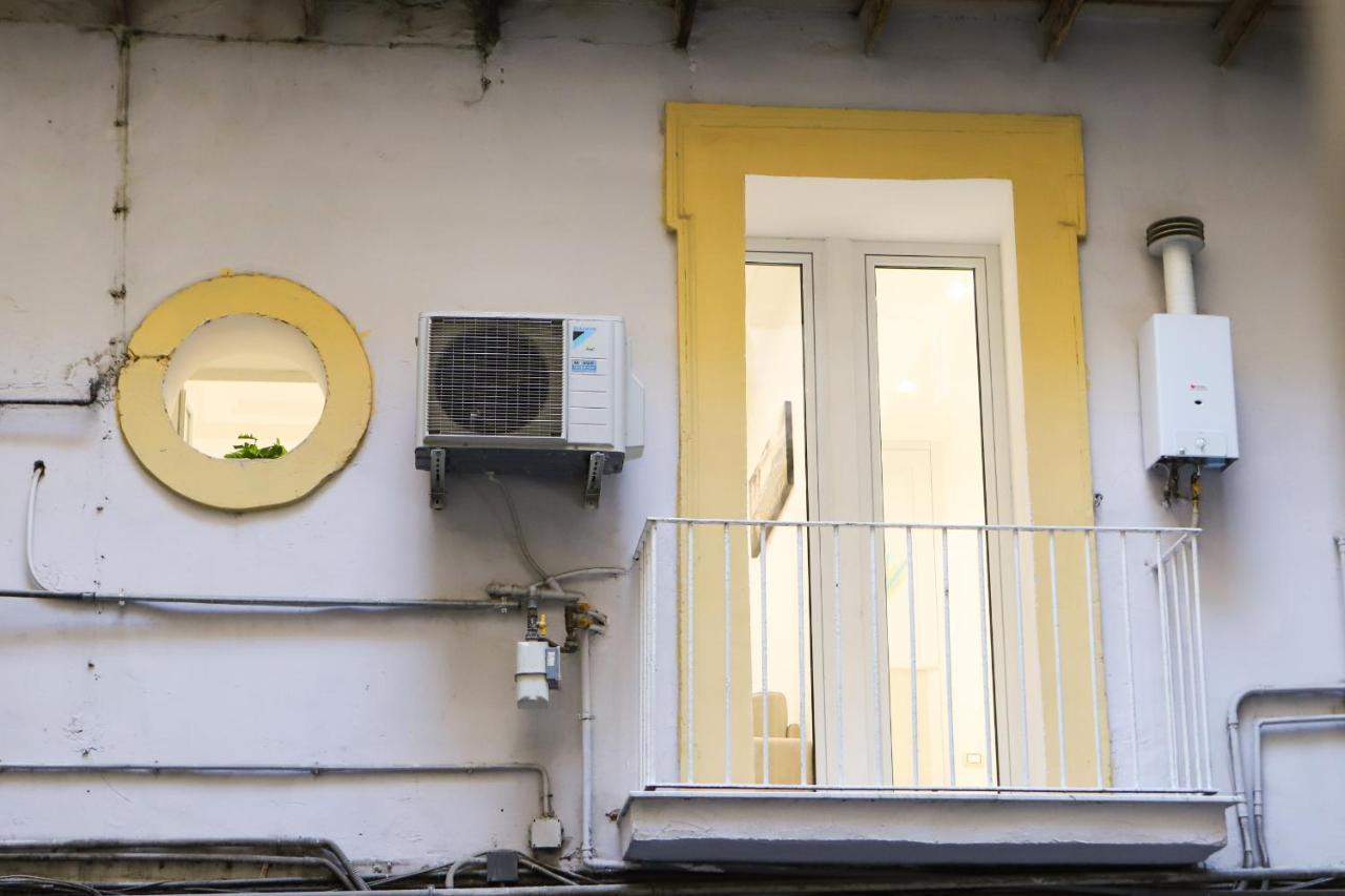 Cozy Apartment In Piazza Cavour By Wonderful Italy Naples Exterior photo